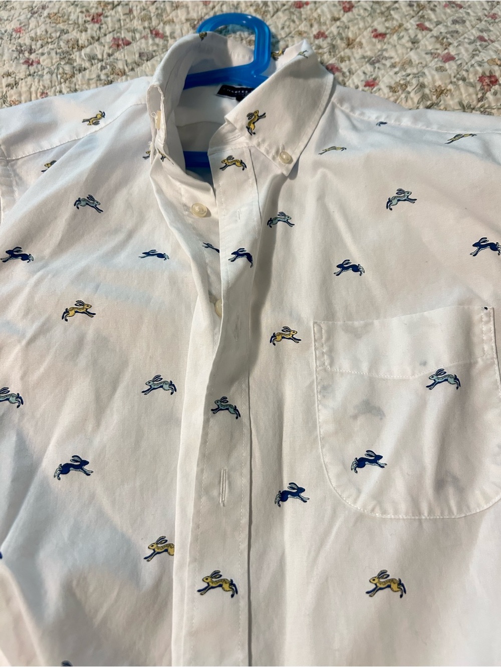 Charles Tyrwhitt White Button-Down Shirt with Navy & Yellow Rabbit Motif